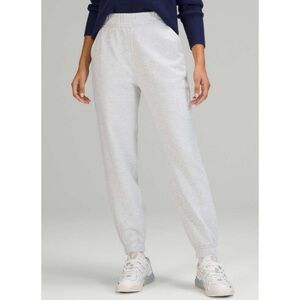 LULULEMON Heathered Light Grey Relaxed High Rise Jogger Sweatpants